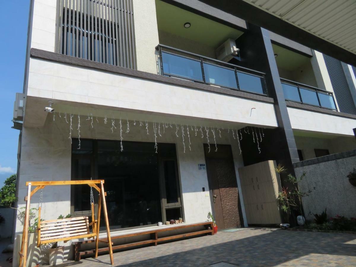 Qing Man Homestay Hualien City Exterior photo